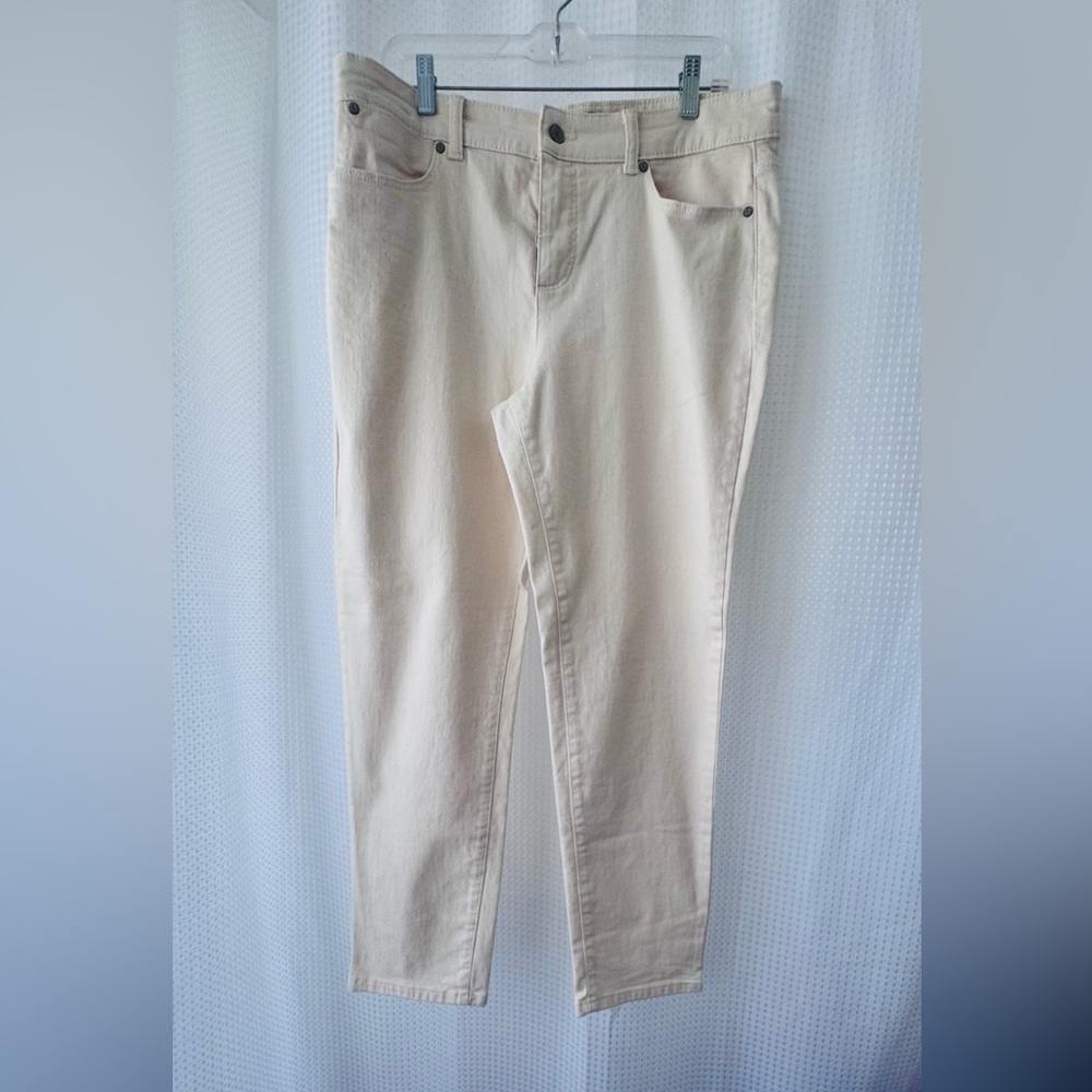 Ladies Talbots “simply flattering collection” jeans